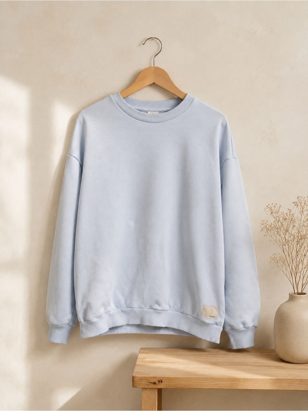 Vuori Classic Crewneck Sweatshirt in Light Blue - Womens